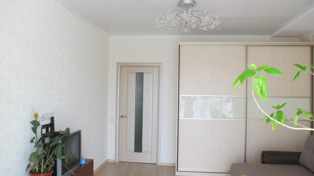 Apartment "Ostrova" クリーズハニュカ エクステリア 写真